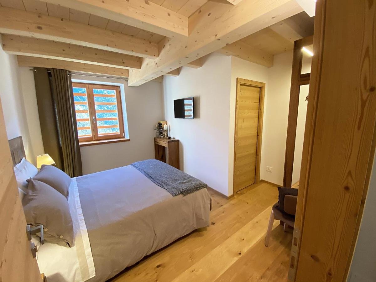 B & B Chalet Plan Strembo Екстер'єр фото